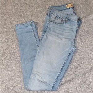 Hollister light washed high waisted jeans
